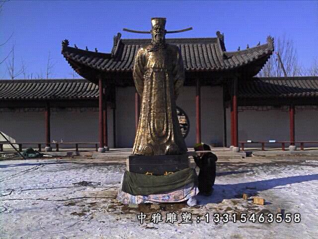 铜雕名臣包公