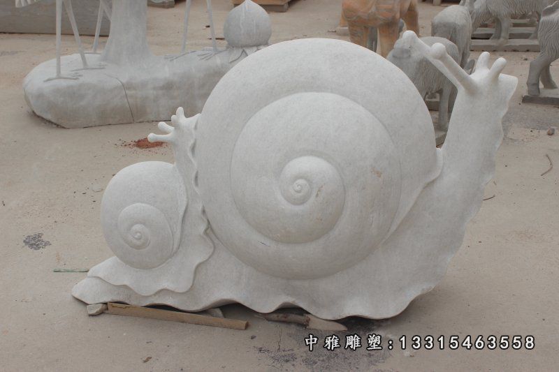 公园石雕蜗牛动物