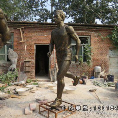 公园铜雕运动人物