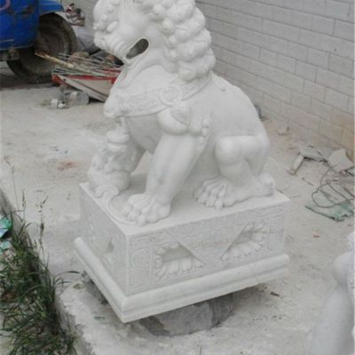 石雕看门动物狮子