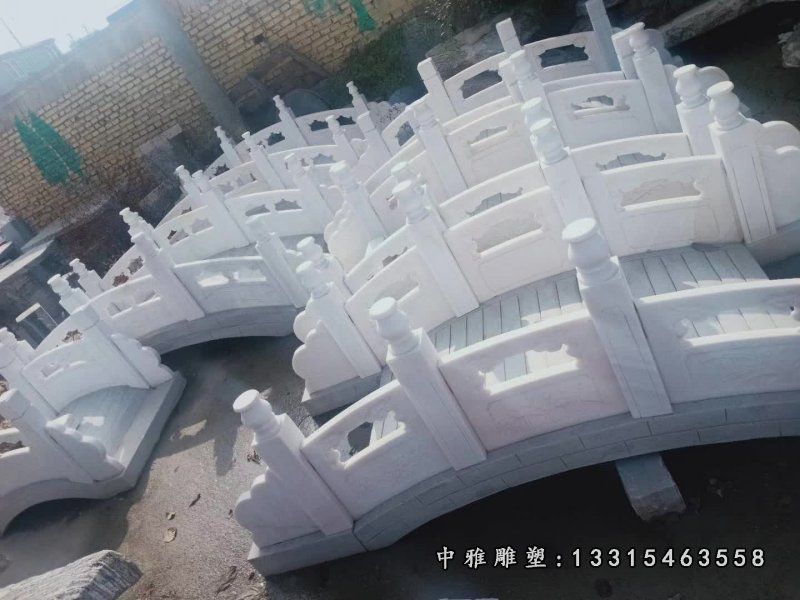 景区小型石拱桥雕塑