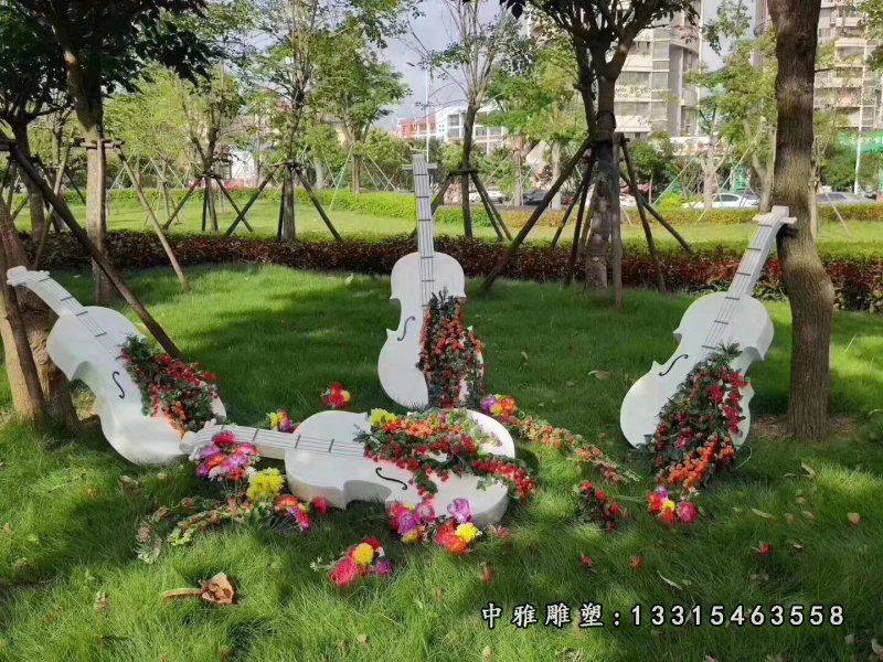 小提琴不锈钢雕塑