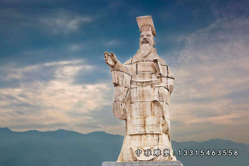 广场秦始皇石雕