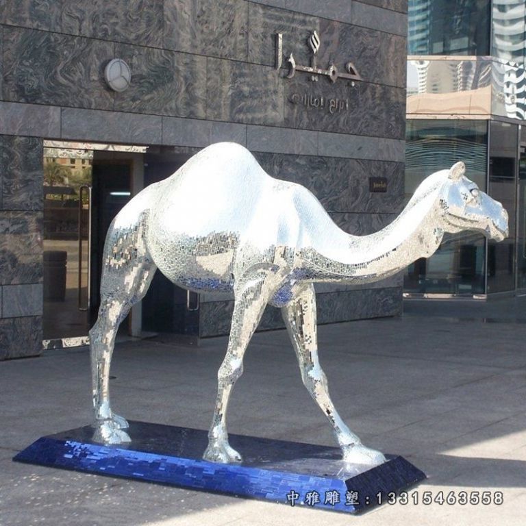 骆驼动物不锈钢雕塑