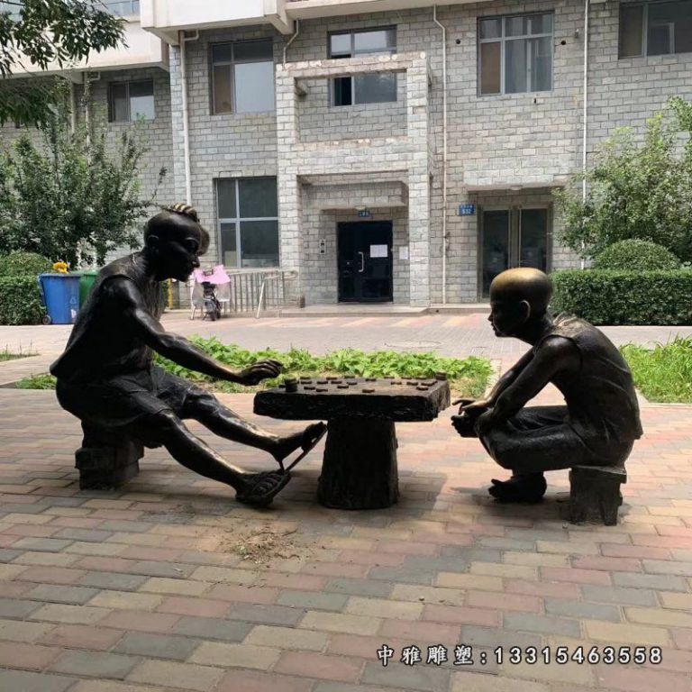 园林铜雕下棋人物雕塑