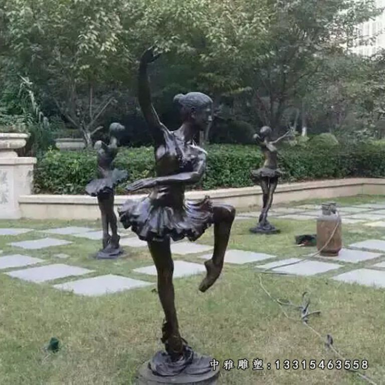 跳舞人物铜雕