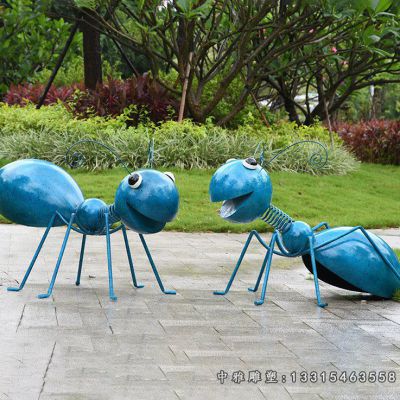 不锈钢彩绘蚂蚁搬家雕塑