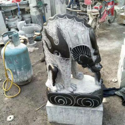 仿古石雕獬豸