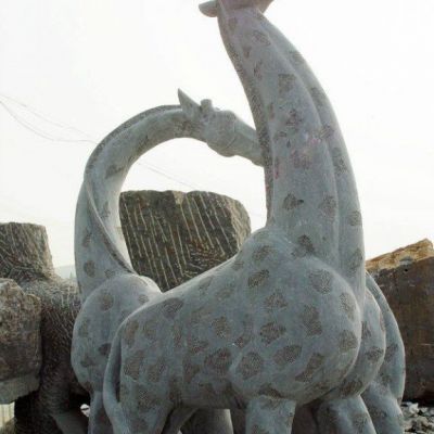 大型石雕长颈鹿雕塑