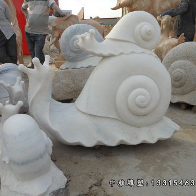小型石雕动物蜗牛