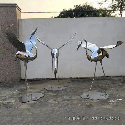 展翅仙鹤不锈钢雕塑