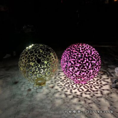 不锈钢镂空发光圆球雕塑