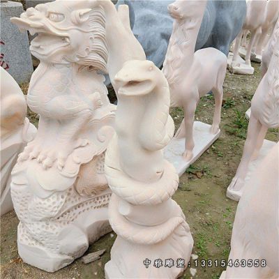 公园石雕蛇摆件