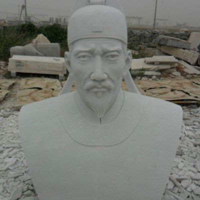 石雕名人胸像