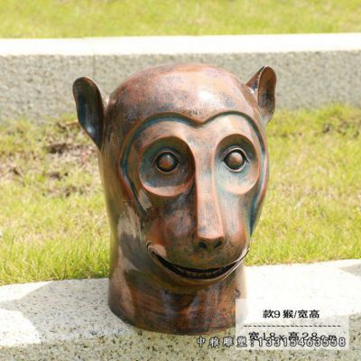 铜雕公园小猴