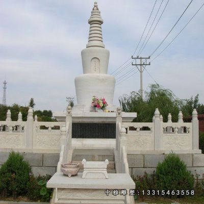 寺院石雕塔雕塑