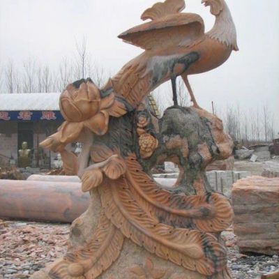 晚霞红凤凰石雕