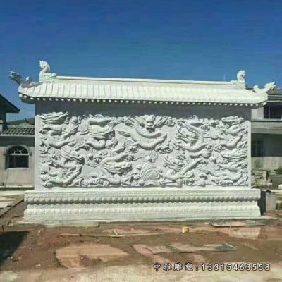 广场九龙壁石雕
