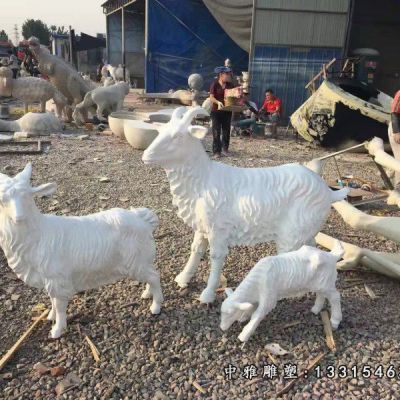 公园石雕母子羊