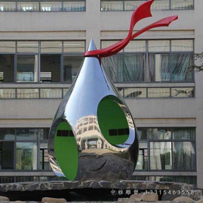 不锈钢镜面水滴雕塑