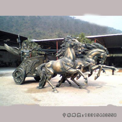 阿波罗战车铜雕人物