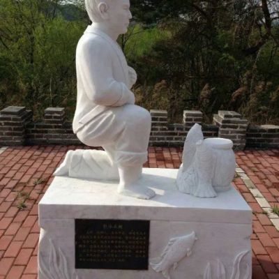 石雕广场孝道人物