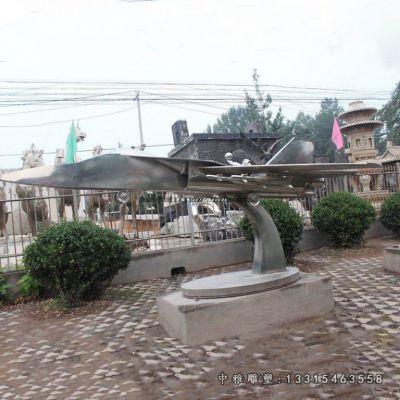 不锈钢公园飞机雕塑