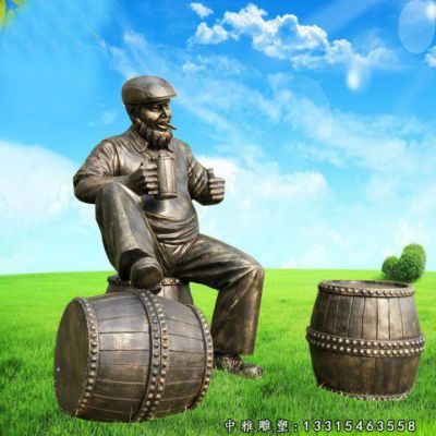 公园喝酒铜雕人物