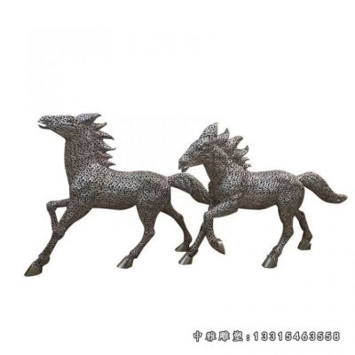 不锈钢镂空马雕塑