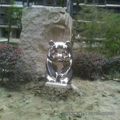 不锈钢熊猫动物雕塑