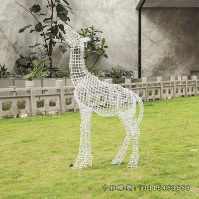 不锈钢镂空长颈鹿雕塑