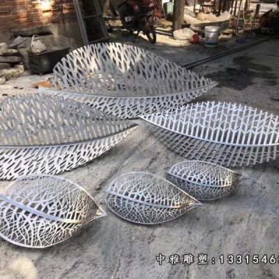 不锈钢公园树叶雕塑