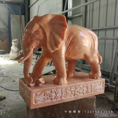 晚霞红石雕大象雕塑