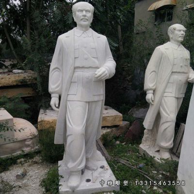 广场白求恩石雕