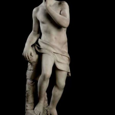 广场西方人物石雕