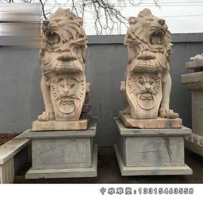 宅门石雕狮子
