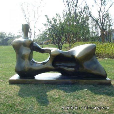 铜雕公园抽象人物