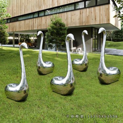 不锈钢公园天鹅