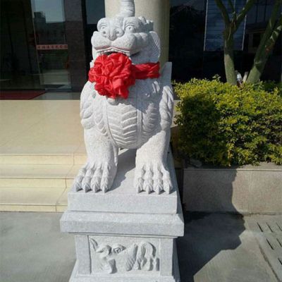 门口神兽石雕独角兽