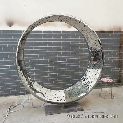 广场不锈钢圆环雕塑
