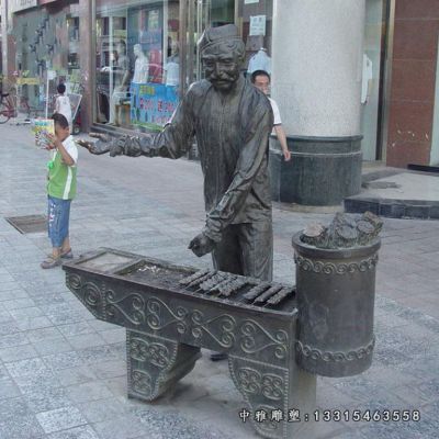 铜雕步行街民俗人物