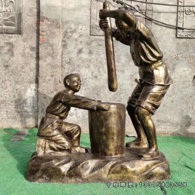 铜雕小品打糍粑人物