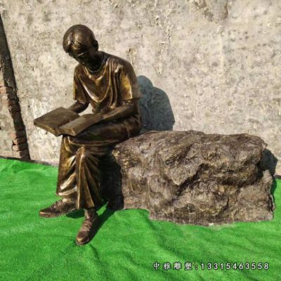 校园铜雕读书人物