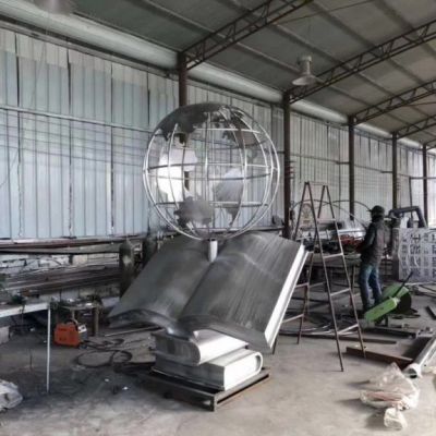 校园不锈钢书籍雕塑