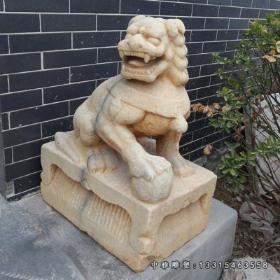 石雕踩球狮子雕塑