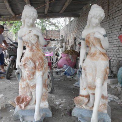 西方人物广场石雕