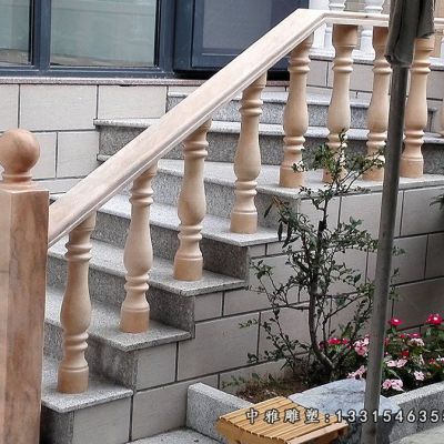 晚霞红石雕栏杆