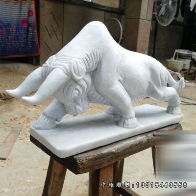 开荒牛石雕动物