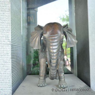 招财铜雕大象