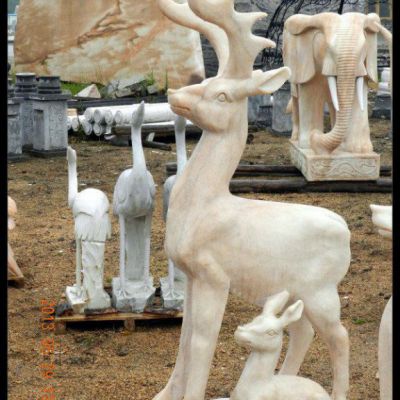 石雕晚霞红小鹿